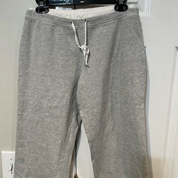 Pair of GW Sport Calf-length Sweatpants Size Medium - Picture 1 of 5